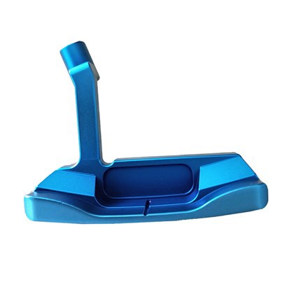 Wysokiej jakości kuta głowica golfowa z frezowaną powierzchnią CNC do klubów golfowych OEM.