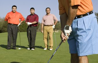 Różnica między podeszwa szerokie i wąskie podeszwa Golf Club